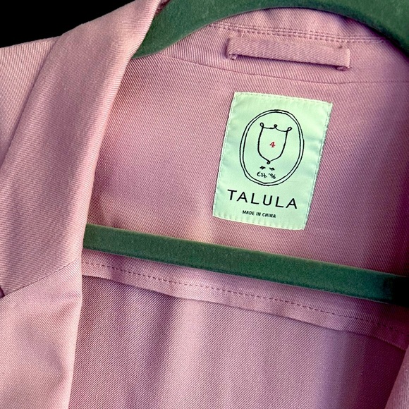 Aritzia | Talula Kent Blazer - Picture 6 of 6